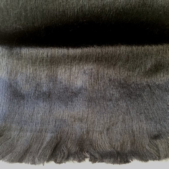 New Black Peruvian Alpaca Wool Shawl / Oversized Scarf - Picture 3 of 4